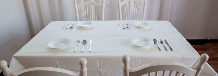 |table cloth|tablecloth|paper table cloth|disposable table cloth|printed table cloth|party table cloth|wedding table cloth|